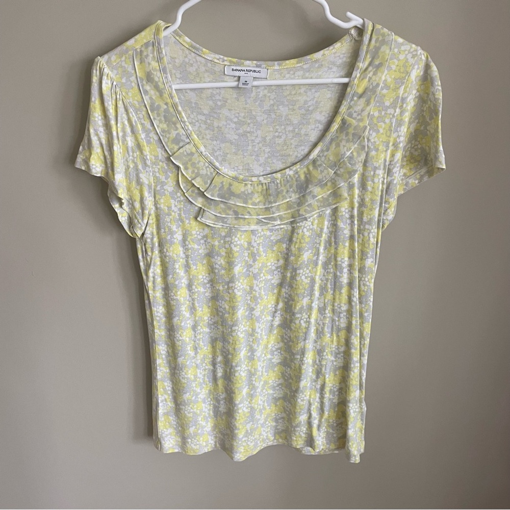Banana Republic short sleeve blouse t-shirt